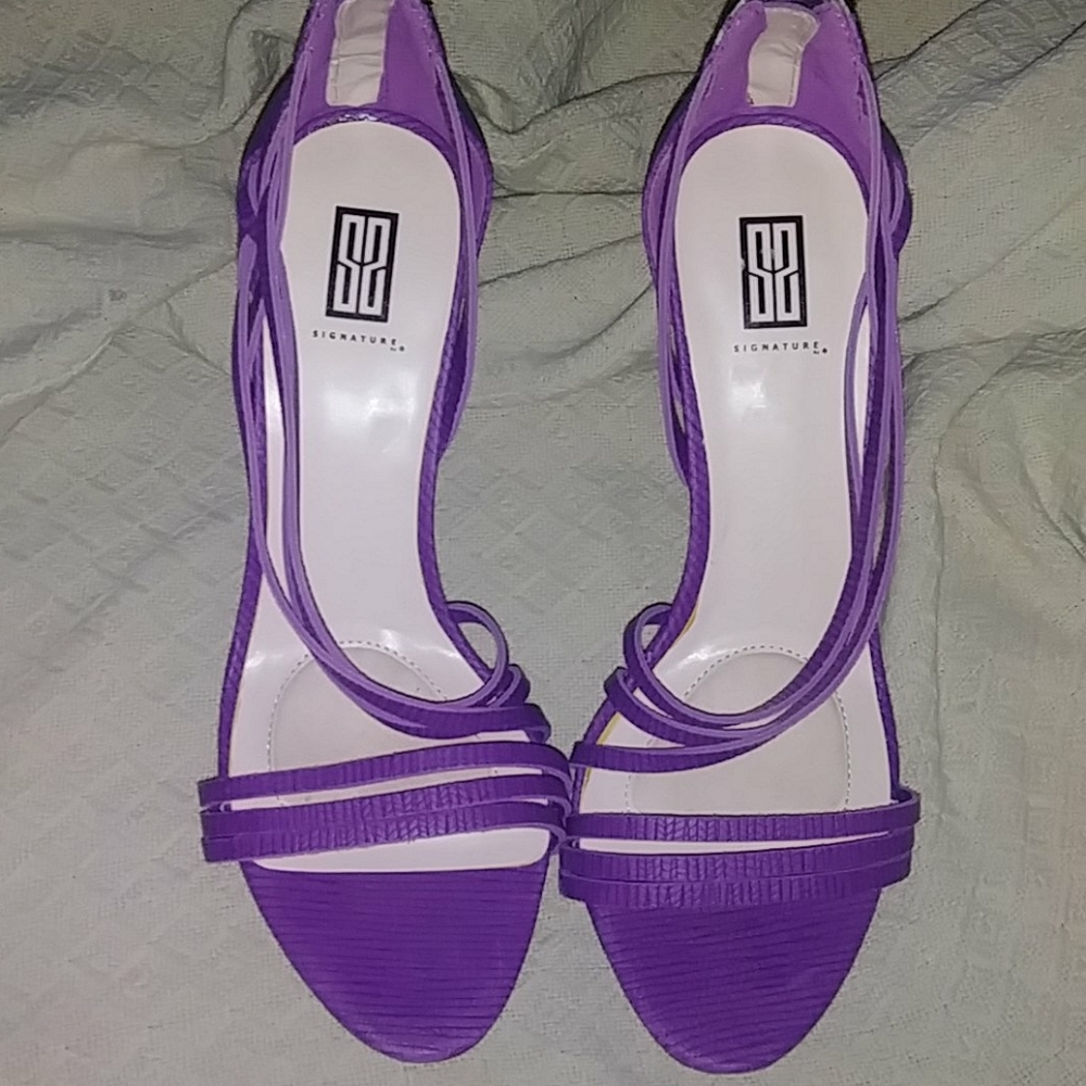 Signature "Shawnette" Strappy Purple Heels Size 10